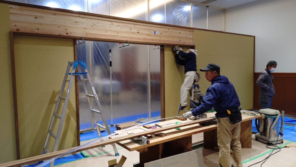 プラスターボード施工中