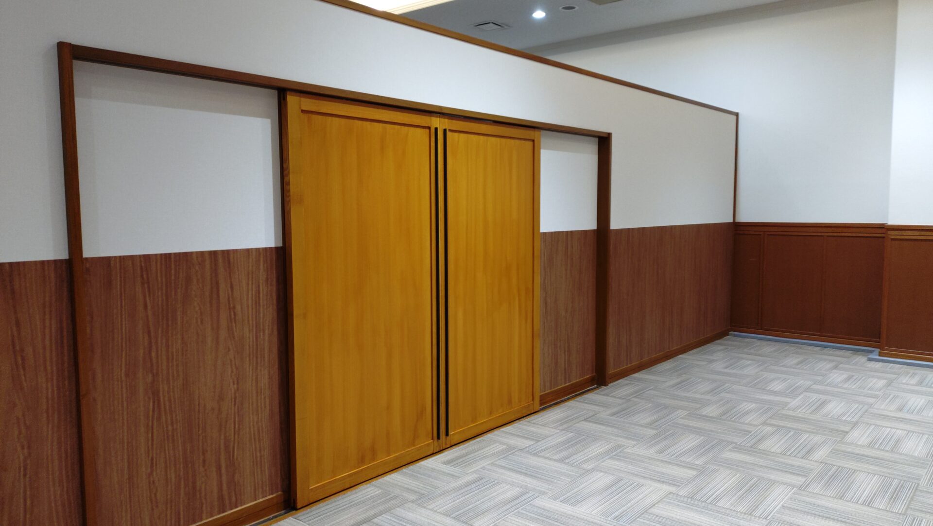 N様　間仕切り作成工事